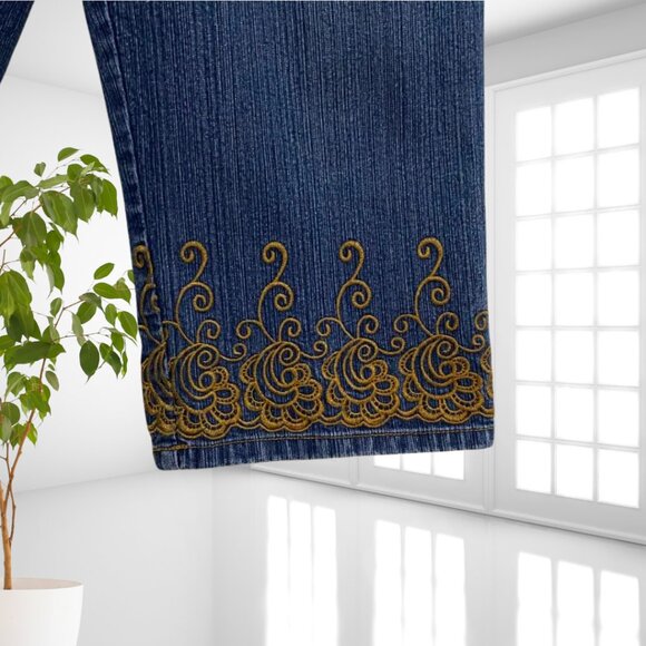 Bill Blass Stretch Jeans Size 14 Embroidered Hem Cropped Denim Boho Chic Pants - Picture 3 of 11